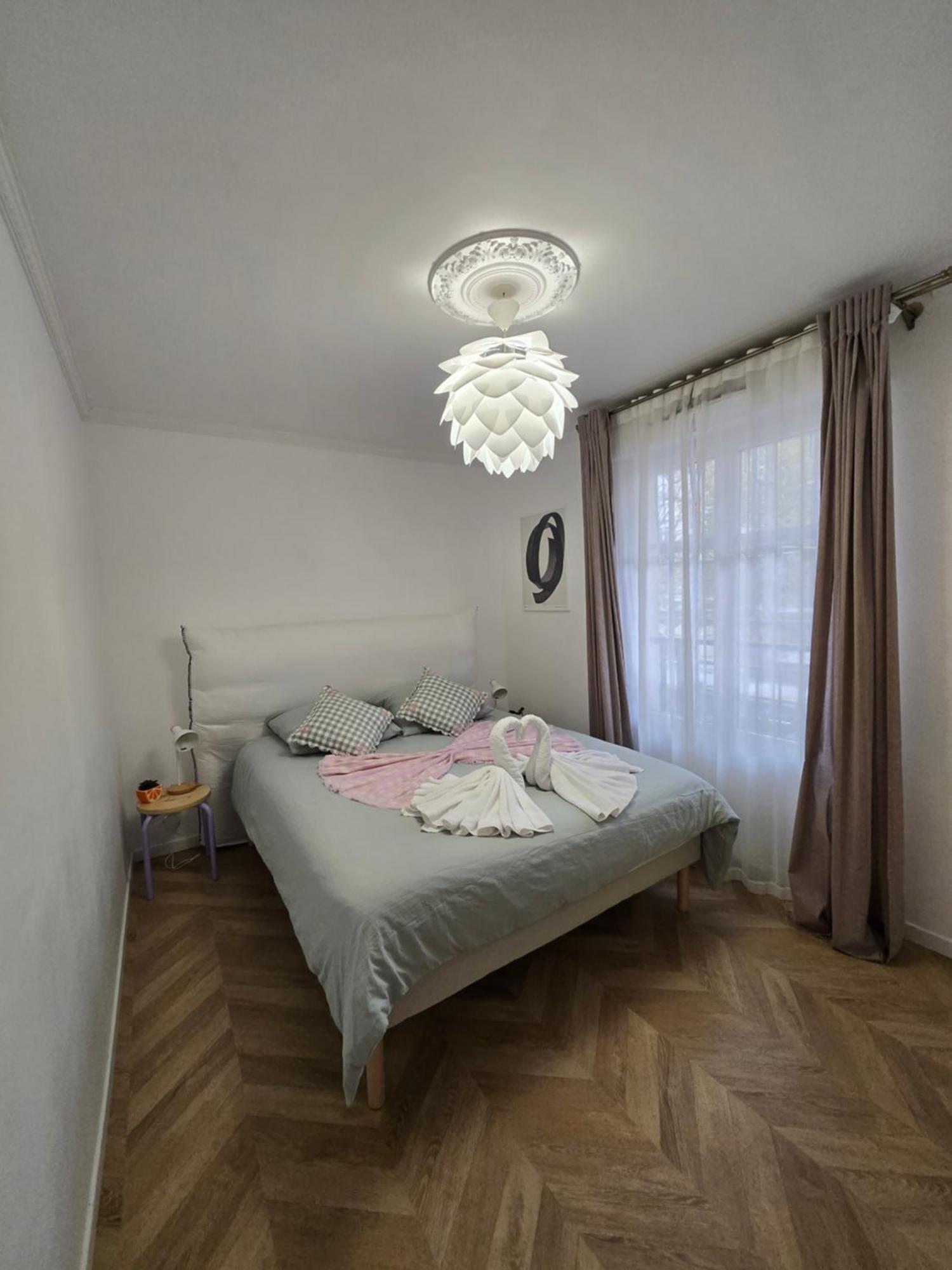 Апартаменты The Smile House // Бюсси-Сен-Жорж Экстерьер фото